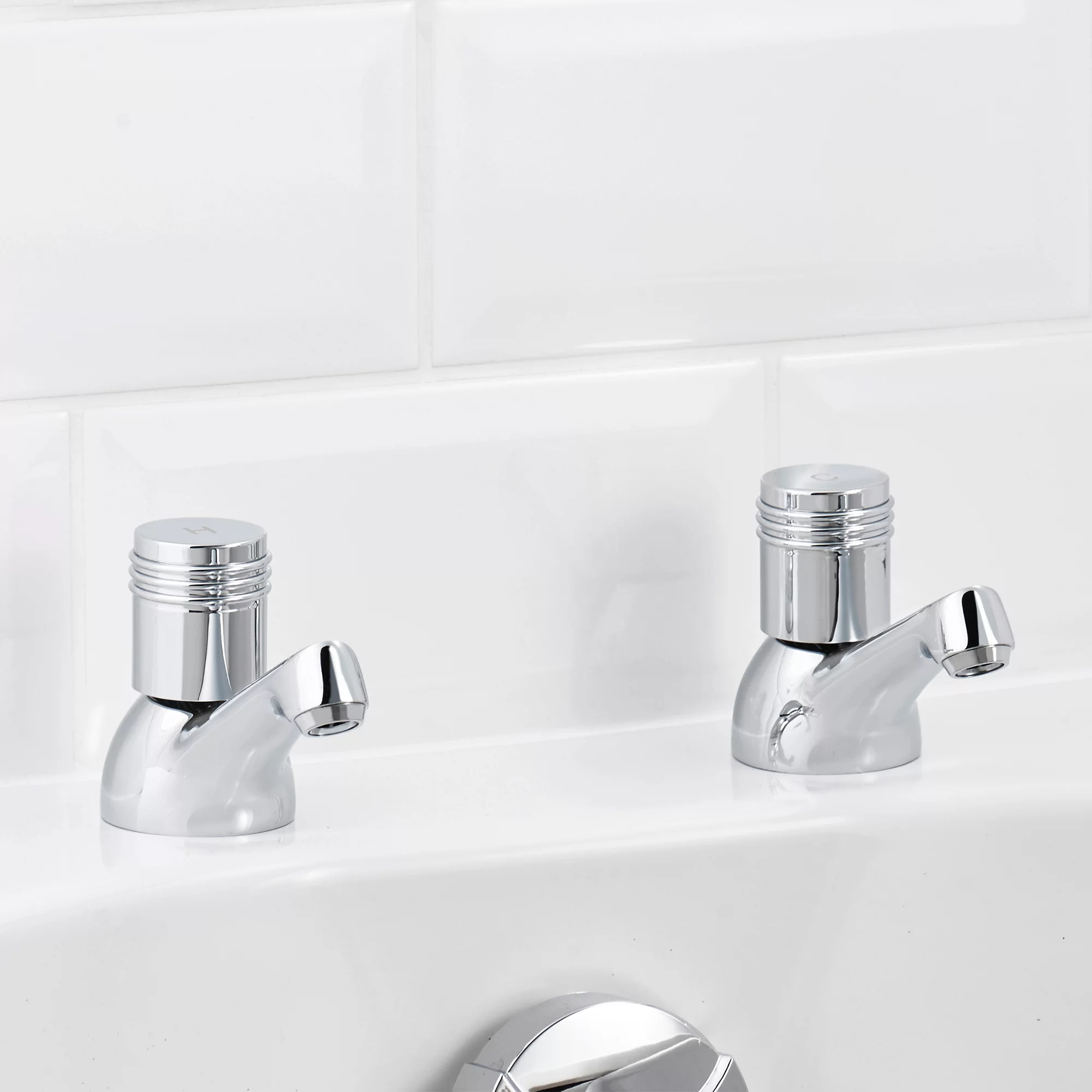 GoodHome Annagh Bath Pillar Tap, Pack Of 2 5 GoodHome Annagh Bath Pillar Tap, Pack Of 2 - Image 3