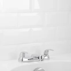 GoodHome Blyth Traditional Bath Filler Tap -Trade point goodhome blyth traditional bath filler tap3663602665243 01i