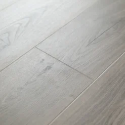 GoodHome Cleobury Brown Oak Effect Laminate Flooring, 1.69m² -Trade point goodhome cleobury brown oak effect laminate flooring 1 69m 5059340391298 36c