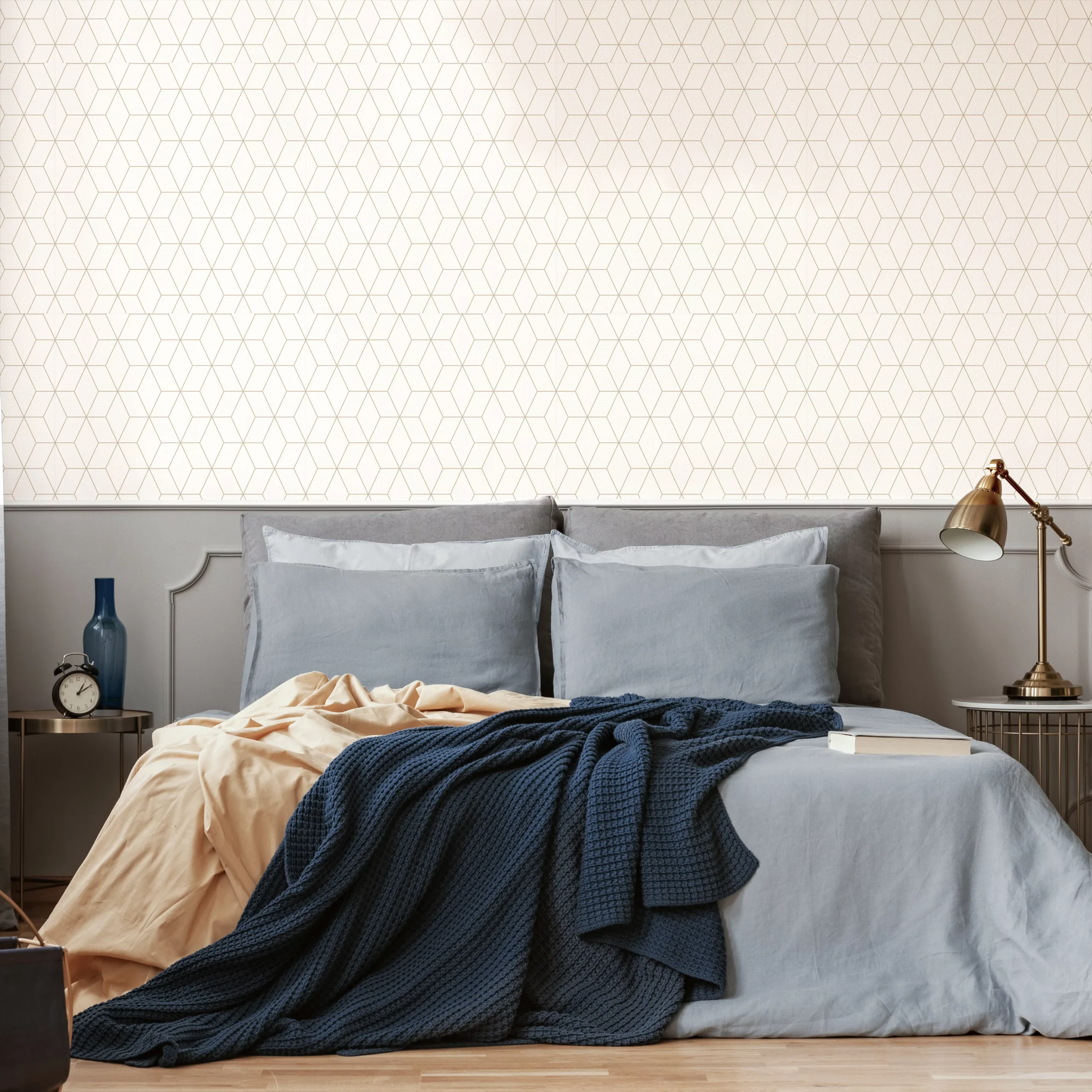 GoodHome Donnington Cream Geometric Metallic Effect Smooth Wallpaper 4 GoodHome Donnington Cream Geometric Metallic Effect Smooth Wallpaper - Image 2