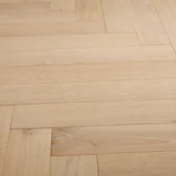 GoodHome Eslov Natural Wood Effect Wood Real Wood Top Layer Flooring, 1.94m² Pack Of 36 18 GoodHome Eslov Natural Wood Effect Wood Real Wood Top Layer Flooring, 1.94m² Pack Of 36 -Trade point goodhome eslov natural wood effect wood real wood top layer flooring 1 94m pack of 363663602537311 02bq