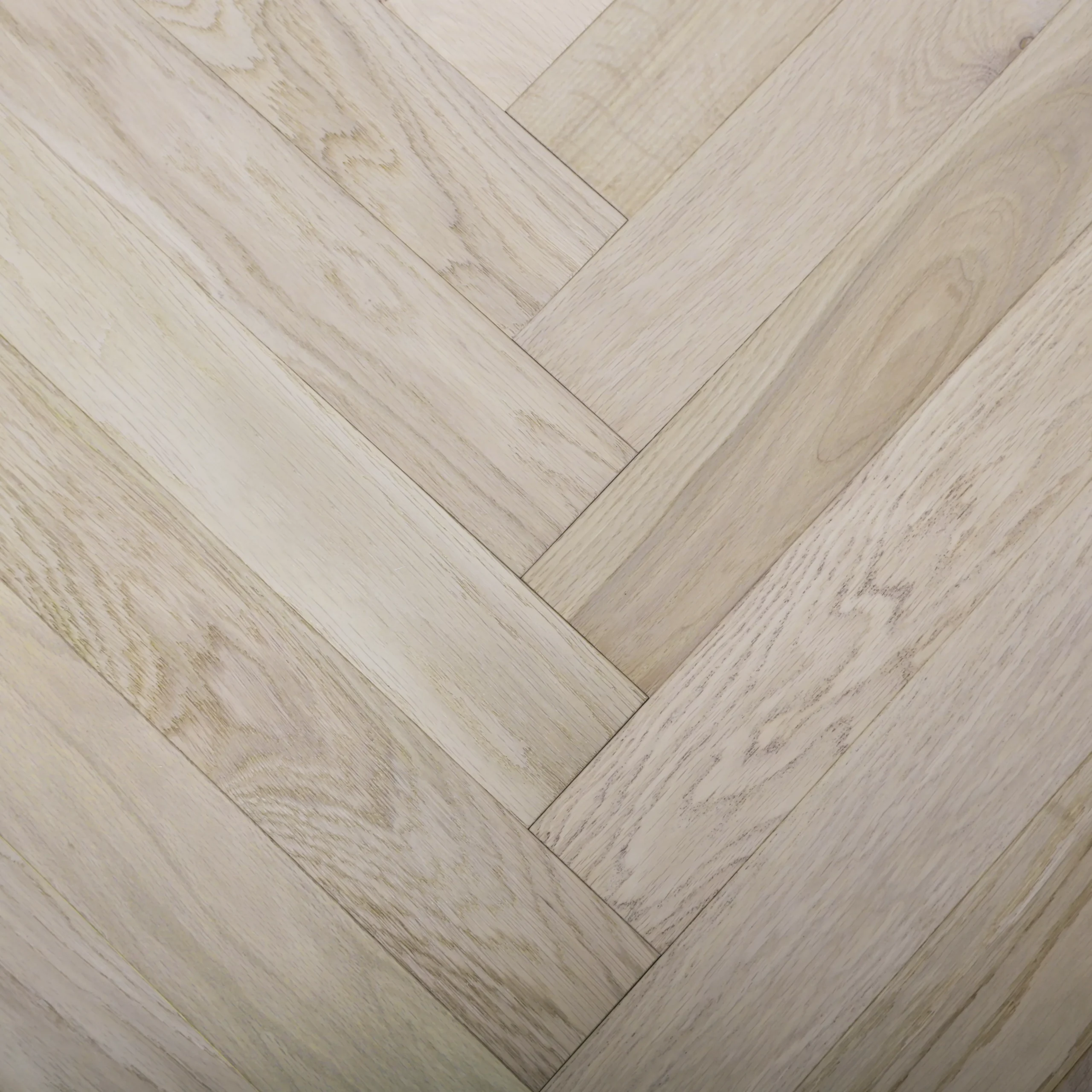 GoodHome Eslov Natural Wood Effect Wood Real Wood Top Layer Flooring, 1.94m² Pack Of 36 10 GoodHome Eslov Natural Wood Effect Wood Real Wood Top Layer Flooring, 1.94m² Pack Of 36 - Image 8