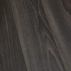 GoodHome Horsham Grey Dark Wood Effect Laminate Flooring, 2.058m² 16 GoodHome Horsham Grey Dark Wood Effect Laminate Flooring, 2.058m² -Trade point goodhome horsham grey dark wood effect laminate flooring 2 058m 3663602997801 04bq
