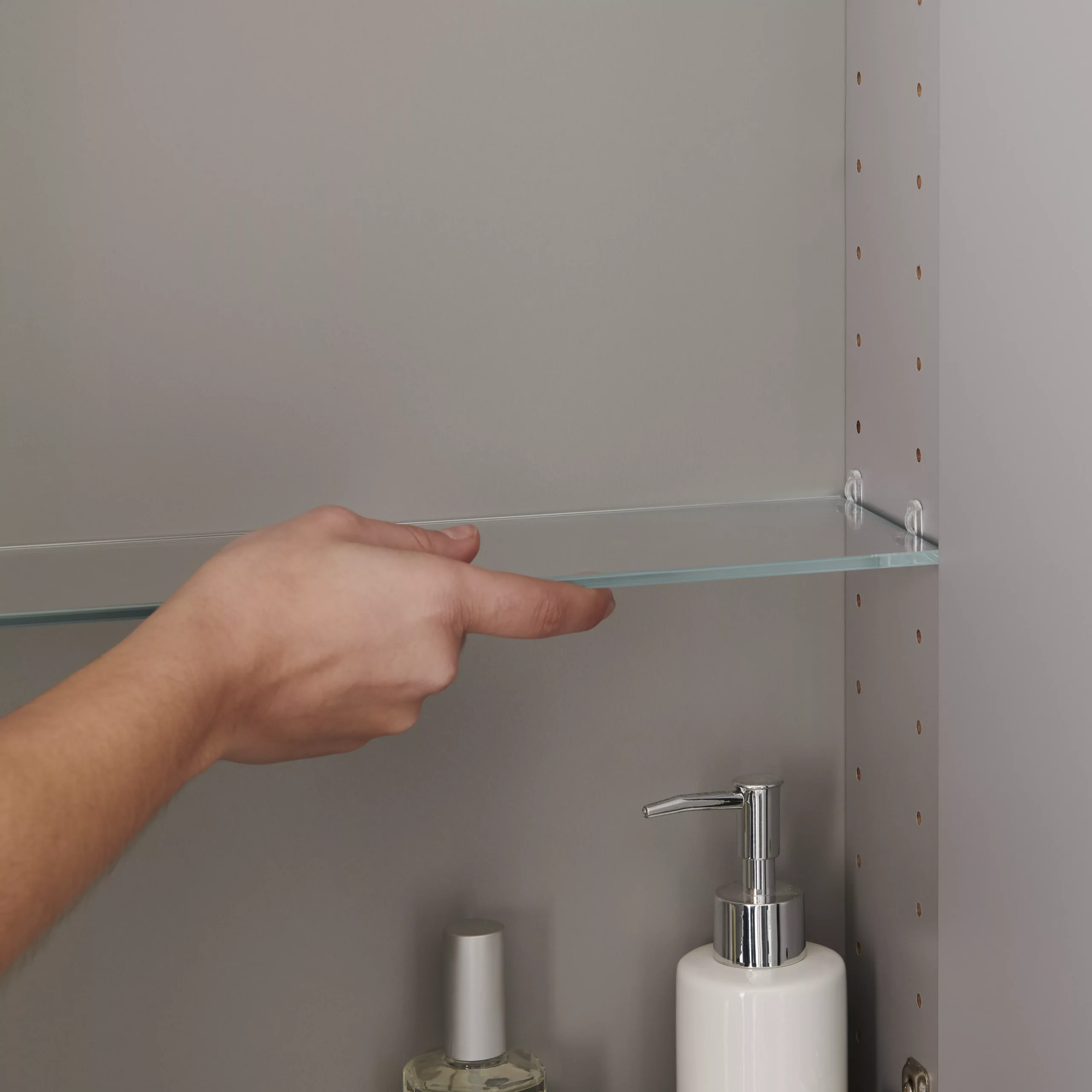 GoodHome Imandra Gloss Anthracite Wall-mounted Bathroom Cabinet (W)600mm (H)900mm 15 GoodHome Imandra Gloss Anthracite Wall-mounted Bathroom Cabinet (W)600mm (H)900mm - Image 13