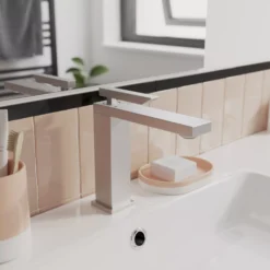 GoodHome Kolima Chrome Medium Square Deck-mounted Manual Basin Mono Mixer Tap 15 GoodHome Kolima Chrome Medium Square Deck-mounted Manual Basin Mono Mixer Tap -Trade point goodhome kolima chrome medium square deck mounted manual basin mono mixer tap5059340583112 01i