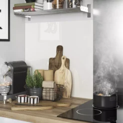 GoodHome Nepeta Gloss Ivory & Red Glass Effect Paper & Resin Back Panel, (H)2000mm (W)600mm (T)3mm -Trade point goodhome nepeta gloss ivory red glass effect paper resin back panel h 2000mm w 600mm t 3mm3663602636182 22i