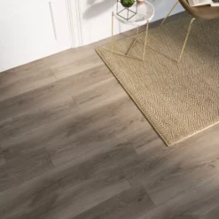 GoodHome Oldbury Grey Oak Effect Laminate Flooring, 1.73m² -Trade point goodhome oldbury grey oak effect laminate flooring 1 73m 3663602536949 02i