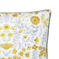 GoodHome Salem Multicolour Floral Indoor Cushion (L)45cm X (W)45cm 10 GoodHome Salem Multicolour Floral Indoor Cushion (L)45cm X (W)45cm -Trade point goodhome salem multicolour floral indoor cushion l 45cm x w 45cm3663602686262 36c bq