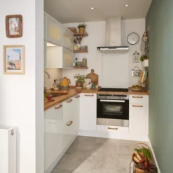 GoodHome Stevia Gloss White Slab Tall Larder Cabinet Door (W)600mm (H)1467mm (T)18mm 12 GoodHome Stevia Gloss White Slab Tall Larder Cabinet Door (W)600mm (H)1467mm (T)18mm -Trade point goodhome stevia gloss white slab tall larder cabinet door w 600mm h 1467mm t 18mm3663602647225 51i