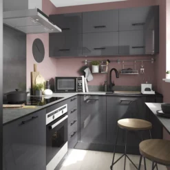 GoodHome Stevia Innovo Handleless Gloss Anthracite Slab Standard Corner Post, (W)34mm (H)895mm 12 GoodHome Stevia Innovo Handleless Gloss Anthracite Slab Standard Corner Post, (W)34mm (H)895mm -Trade point goodhome stevia innovo handleless gloss anthracite slab standard corner post w 34mm h 895mm3663602648819 20i