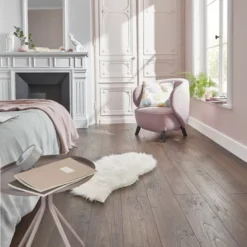 GoodHome Swanley Dark Oak Effect Laminate Flooring, 1.29m² 18 GoodHome Swanley Dark Oak Effect Laminate Flooring, 1.29m² -Trade point goodhome swanley dark oak effect laminate flooring 1 29m 3663602537021 01i