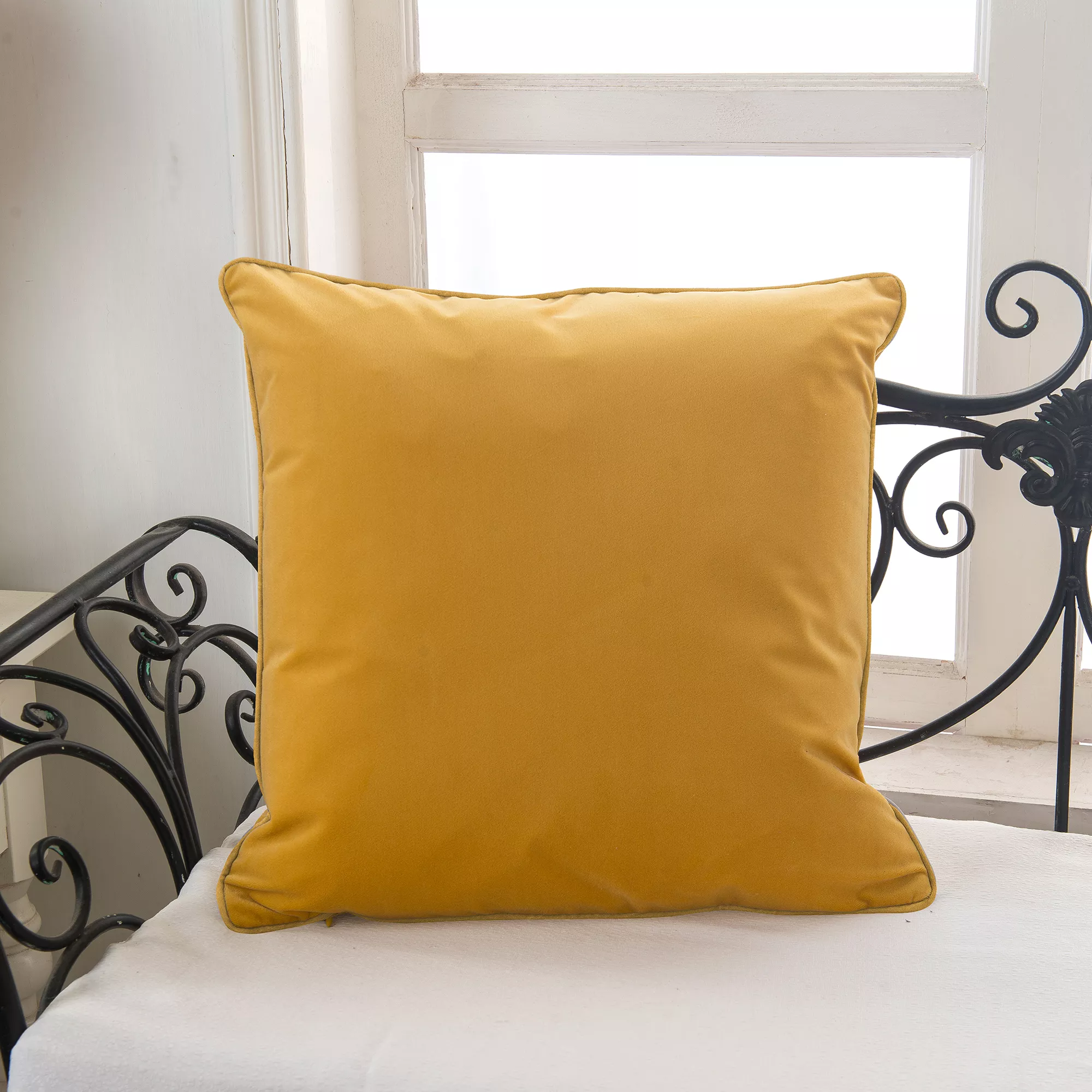 GoodHome Valgreta Yellow Square Indoor Cushion (L)43cm X (W)430cm 6 GoodHome Valgreta Yellow Square Indoor Cushion (L)43cm X (W)430cm - Image 4