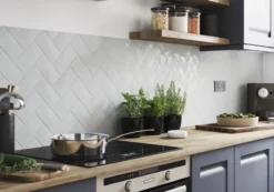 Vernisse Nimbus Cloud Gloss Plain Ceramic Wall Tile, Pack Of 80, (L)150mm (W)75.4mm 16 Vernisse Nimbus Cloud Gloss Plain Ceramic Wall Tile, Pack Of 80, (L)150mm (W)75.4mm -Trade point vernisse nimbus cloud gloss plain ceramic wall tile pack of 80 l 150mm w 75 4mm5036581063399 02i